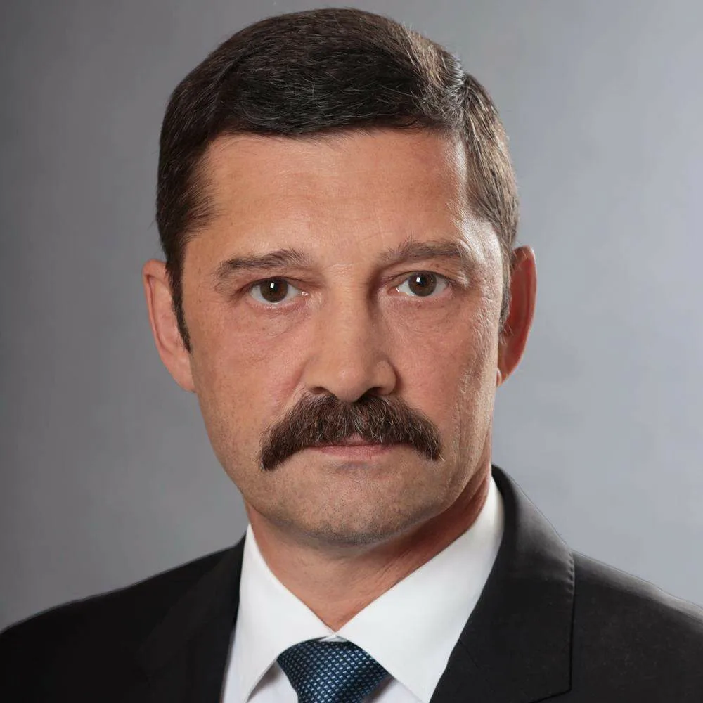 Павлов Эдуард Владимирович